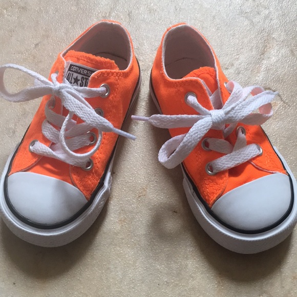 toddler converse size 6
